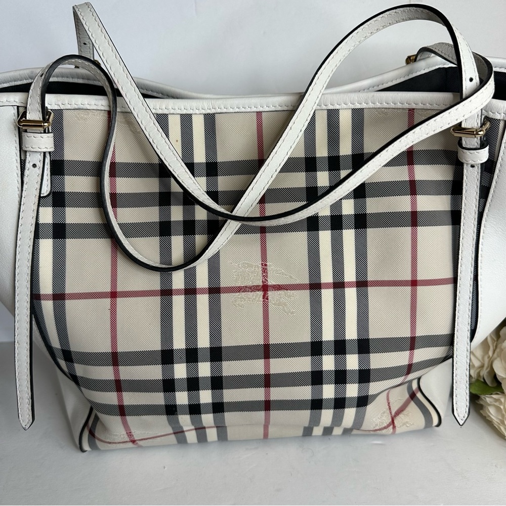 Burberry White Leather & Beige Nova Check Tote - Picture 2 of 15